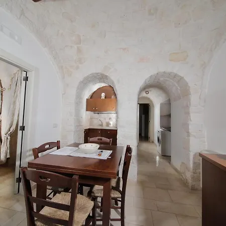 بيت للعطل Trulli Arco Antico لوكوروتوندو