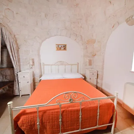Trulli Arco Antico بيت للعطل *