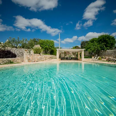 Trulli Arco Antico بيت للعطل *