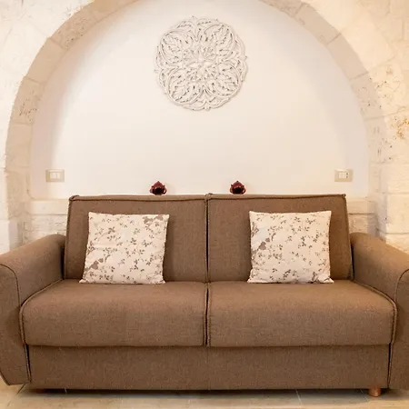 Trulli Arco Antico