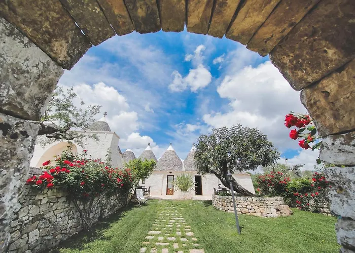 Trulli Arco Antico Locorotondo