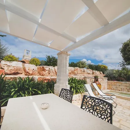 Trulli Arco Antico * Locorotondo