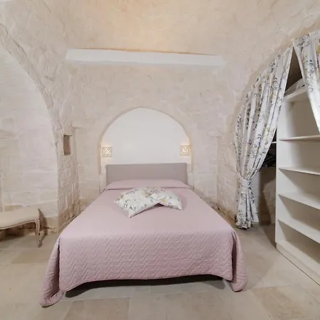Trulli Arco Antico *