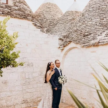Trulli Arco Antico Locorotondo