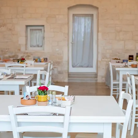 Trulli Arco Antico