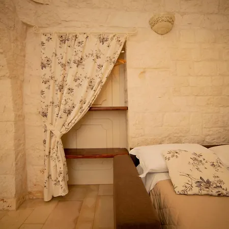 Trulli Arco Antico Holiday home *