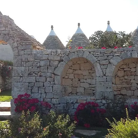 Trulli Arco Antico *