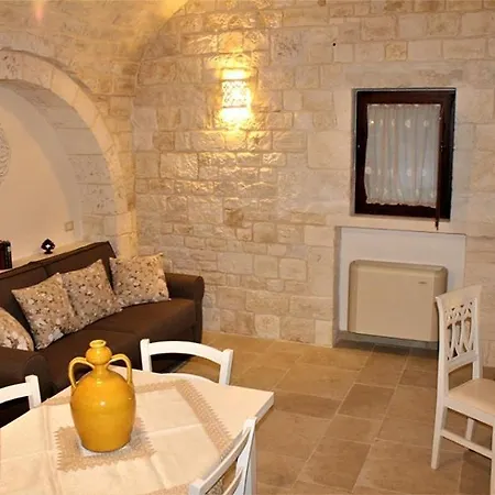 Trulli Arco Antico